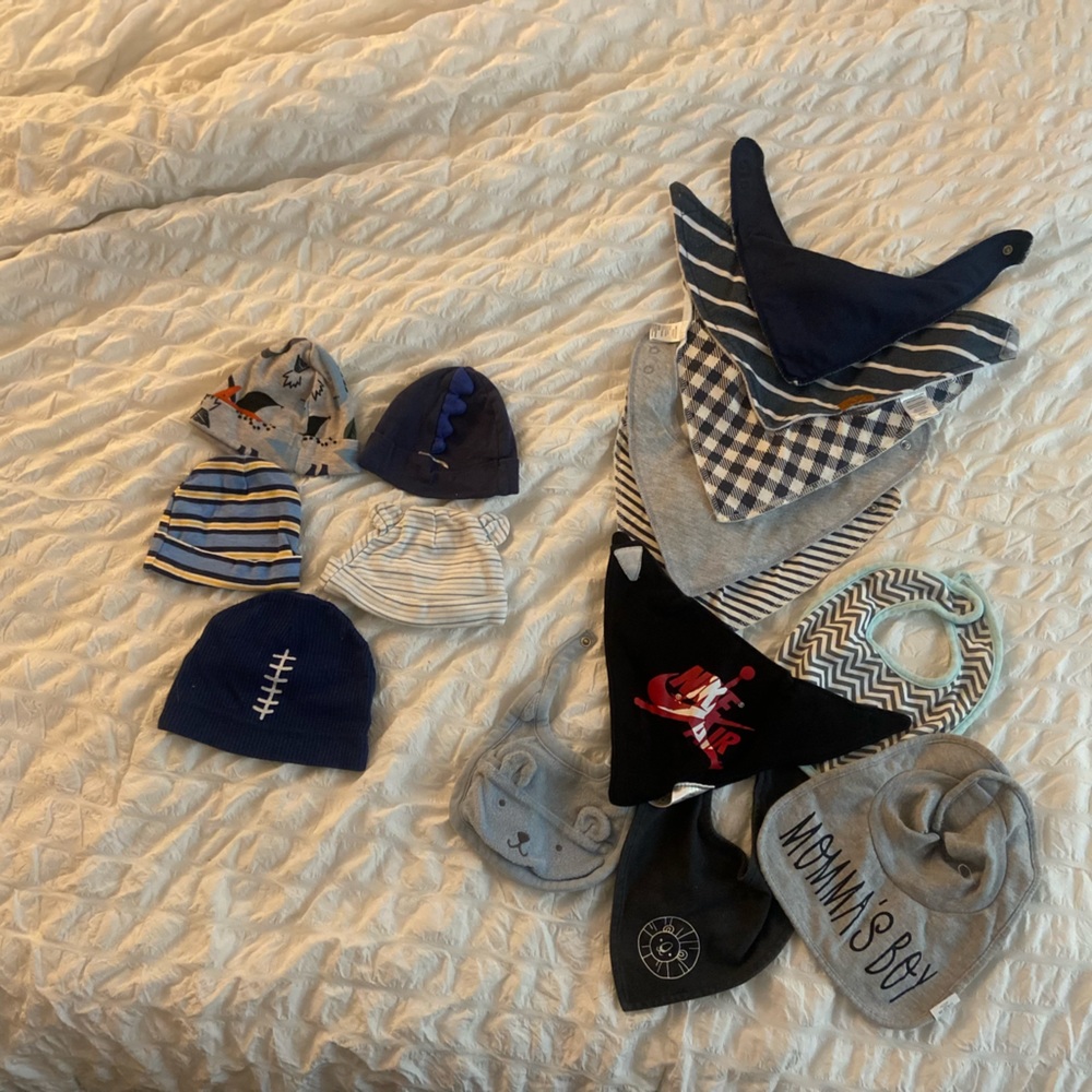 Baby hats & bibs